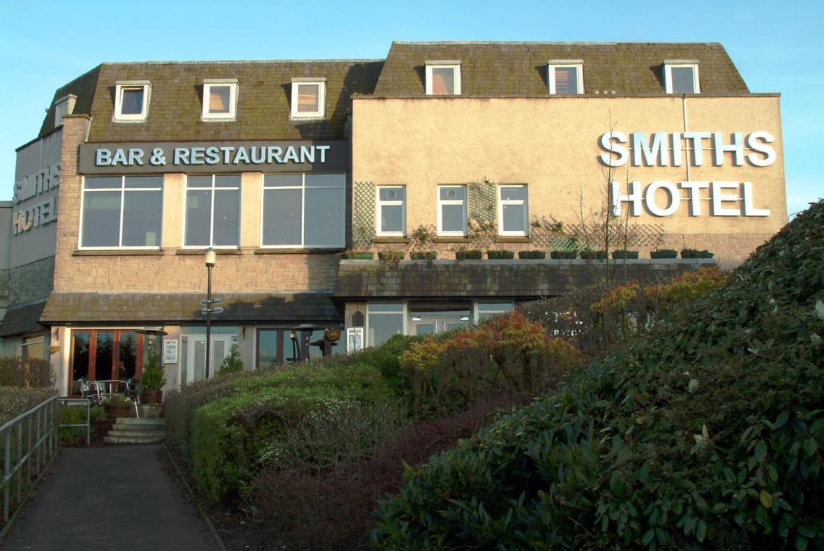 Smiths Hotel Kirkintilloch Exteriör bild